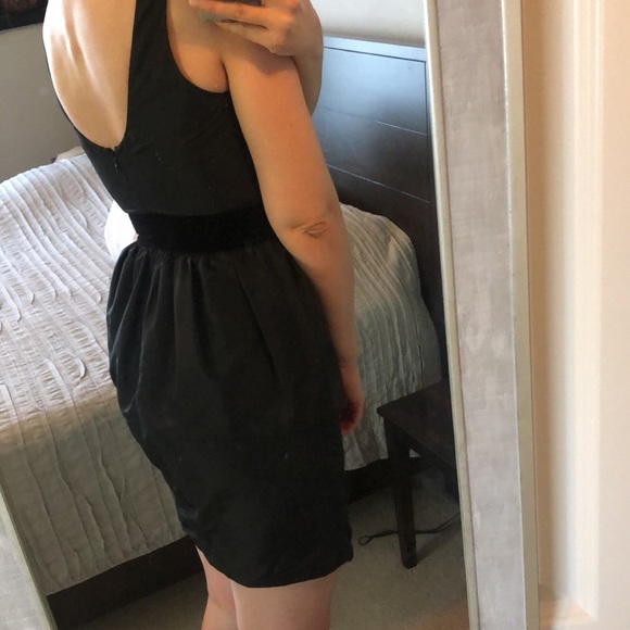 LBD. - Picture 2 of 10